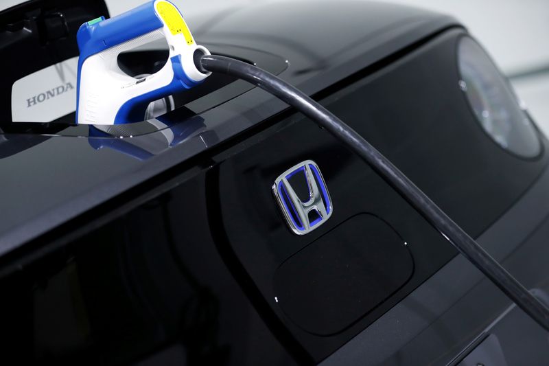 &copy; Reuters. A Honda electric car is seen in Tokyo Motor Show in Tokyo, Japan October 24, 2019. REUTERS/Soe Zeya Tun/File Photo