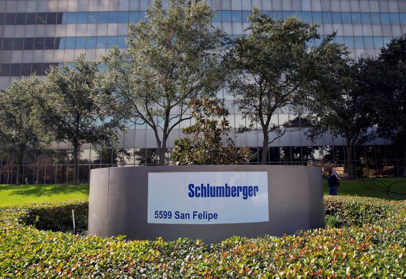 &copy; Reuters. FILE PHOTO: The exterior of the Schlumberger Corporation headquarters building is pictured in the Galleria area of Houston January 16, 2015. REUTERS/Richard Carson