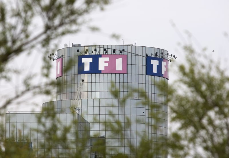 &copy; Reuters. TF1, filiale de Bouygues, a assigné en référé le groupe Canal+, filiale de Vivendi, devant le tribunal de commerce de Paris après la décision de Canal+ d'arrêter de diffuser ses chaînes en raison d'un désaccord commercial, a déclaré à Reuters 
