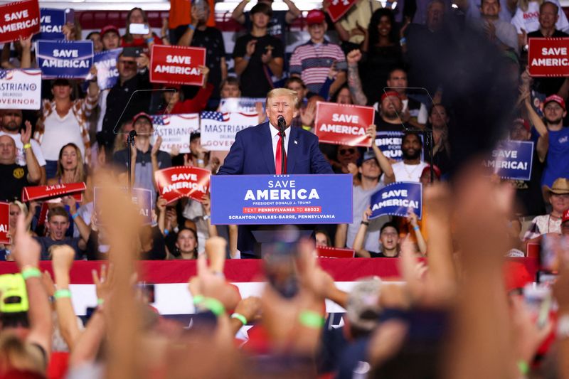 &copy; Reuters. FILE PHOTO: Former U.S. President Donald Trump speaks during a rally in Wilkes-Barre, Pennsylvania, U.S., September 3, 2022.  REUTERS/Andrew Kelly/File Photo