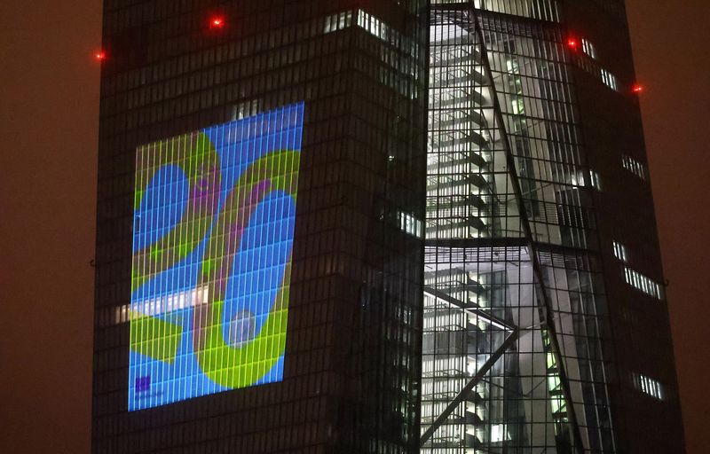 &copy; Reuters. مبنى البنك المركزي الأوروبي في فرانكفورت في الخامس من يناير كانون الثاني 2022. تصوير: كاي فافنباخ - رويترز