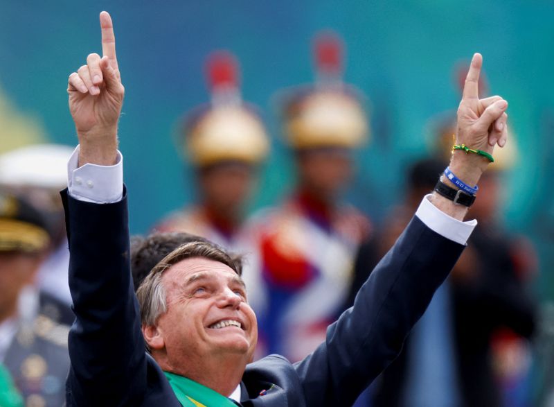 &copy; Reuters. Presidente Jair Bolsonaro durante comemorações do 7 de Setembro em Brasília
07/09/2022 REUTERS/Adriano Machado