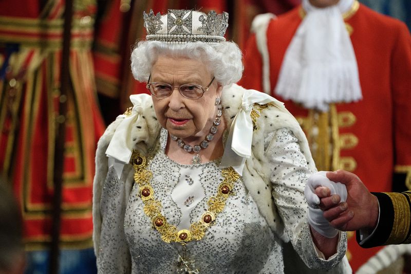 &copy; Reuters. FILE PHOTO: Britain's Queen Elizabeth proceeds through the Royal Gallery before the Queen's Speech during the State Opening of Parliament at the Palace of Westminster in London, Britain October 14, 2019. Leon Neal/Pool via REUTERS/File Photo