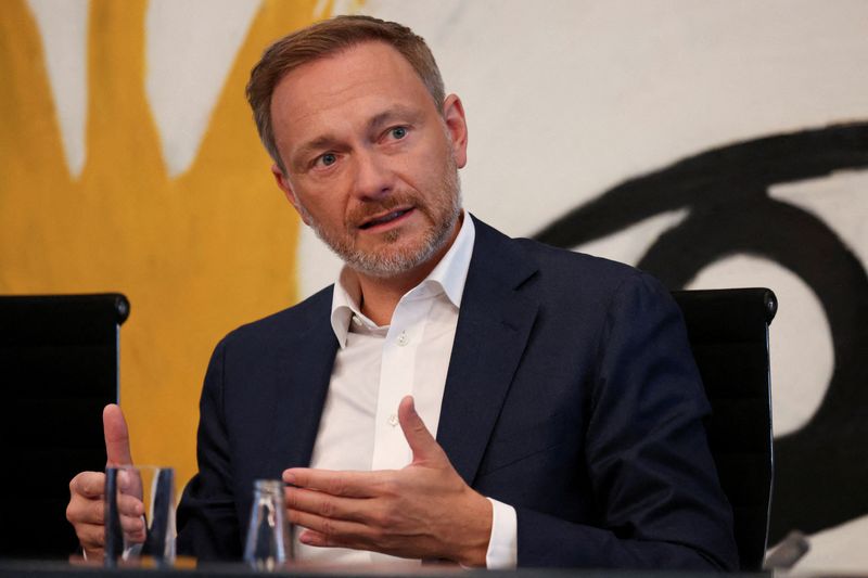 &copy; Reuters. FILE PHOTO: Germany's Free Democratic Party (FDP) leader and Finance Minister Christian Lindner addresses the media after a coalition committee of SPD, Greens and FDP parties about new package of relief measures to counter rising energy prices at the Chan