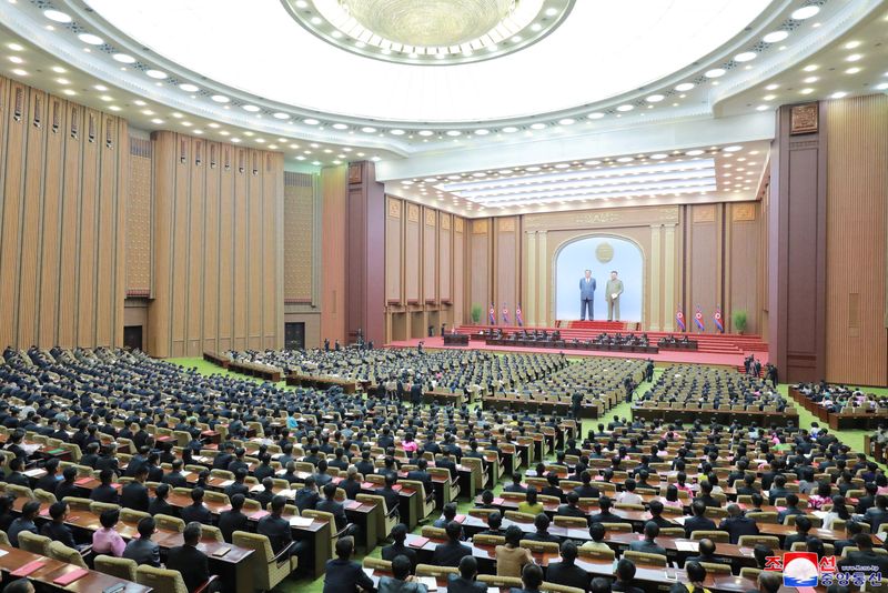 &copy; Reuters. ホワイトハウスのジャンピエール報道官は、米国は北朝鮮に対して敵対的な意図はなく、北朝鮮との外交を模索し続けていると述べた。写真は北朝鮮の最高人民会議。９日、平壌で撮影（２