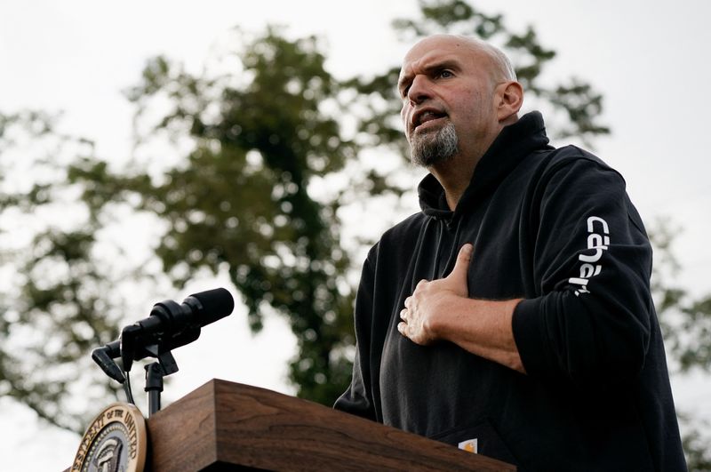 &copy; Reuters. FILE PHOTO: Pennsylvania Lieutenant Governor and U.S. Senate candidate John Fetterman delivers remarks as he attends a Labor Day celebration with U.S. President Joe Biden at the United Steelworkers of America Local Union 2227 in West Mifflin, Pennsylvania