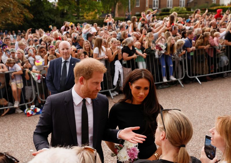 &copy; Reuters. Príncipe Harry e Meghan em Windsor
 10/9/2022   REUTERS/Andrew Couldridge