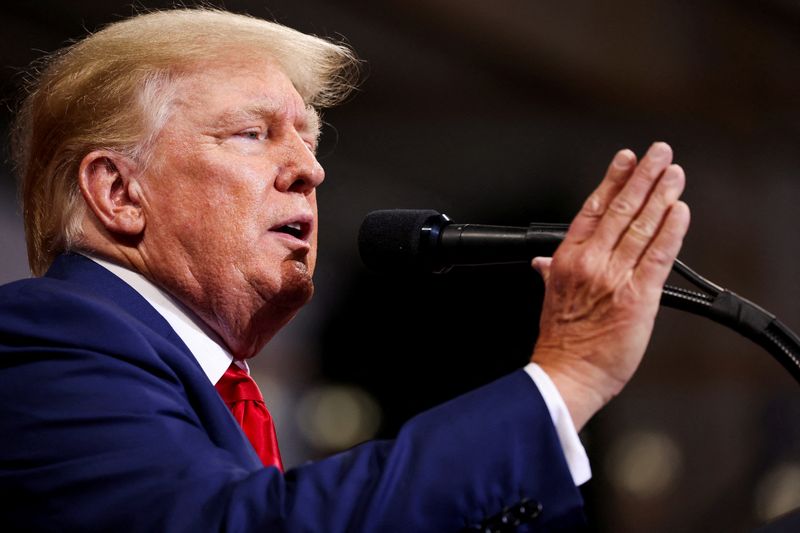 &copy; Reuters. FILE PHOTO: Former U.S. President Donald Trump speaks during a rally in Wilkes-Barre, Pennsylvania, U.S., September 3, 2022.  REUTERS/Andrew Kelly/File Photo