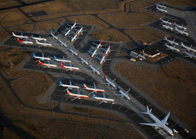 &copy; Reuters. 　９月１３日、米ボーイングの８月のジェット旅客機納入は３５機に増加した。写真は７３７ＭＡＸと７８７。ワシントン州で２０１９年９月撮影（２０２２年　ロイター／Lindsey Wasson ）
