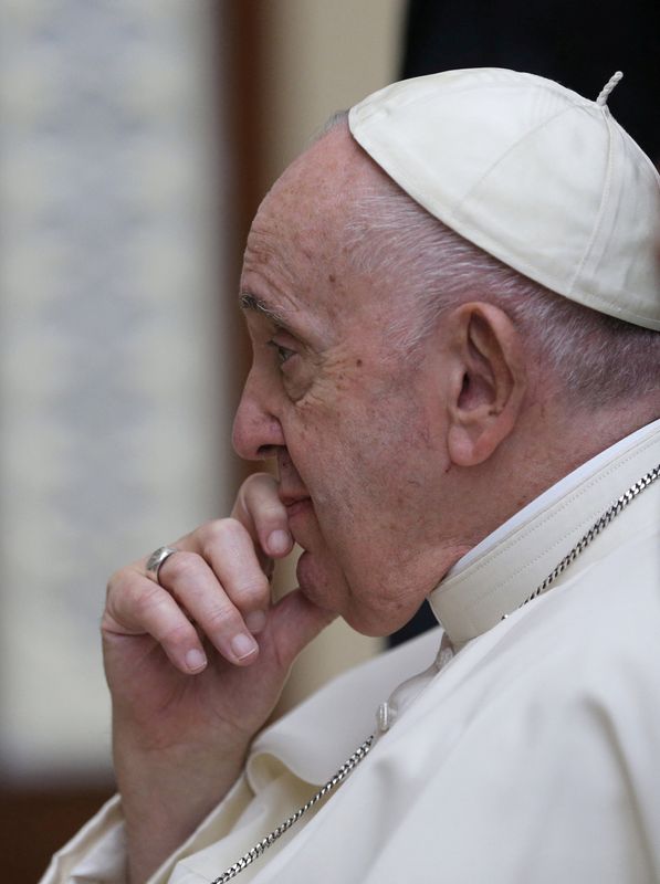 &copy; Reuters. البابا فرنسيس بابا الفاتيكان في نور سلطان يوم الأربعاء. تصوير: بافيل ميخييف - رويترز