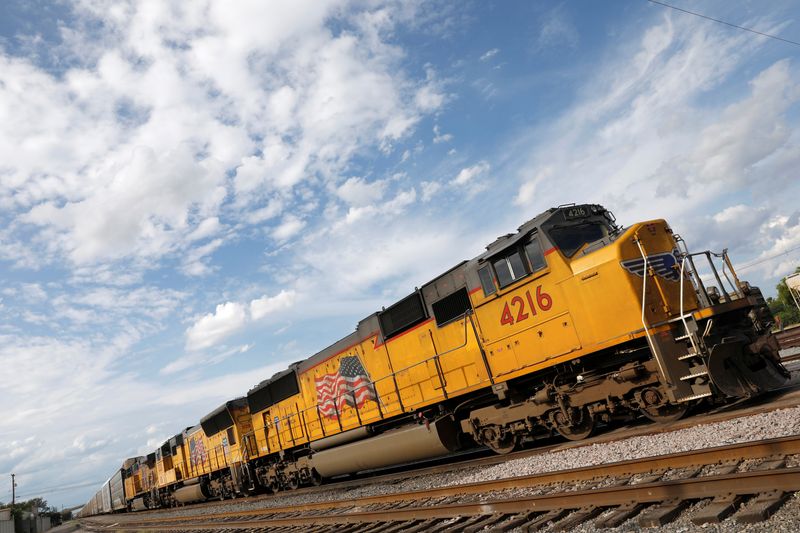 © Reuters. FILE PHOTO: A cargo train is seen near the border between the U.S. and Mexico, in Laredo, Texas U.S. June 3, 2019. REUTERS/Carlos Jasso