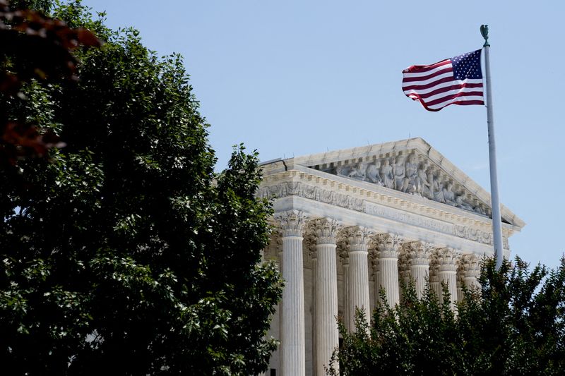 © Reuters. FILE PHOTO: The U.S. Supreme Court building is seen in Washington, U.S., June 26, 2022. REUTERS/Elizabeth Frantz/File Photo