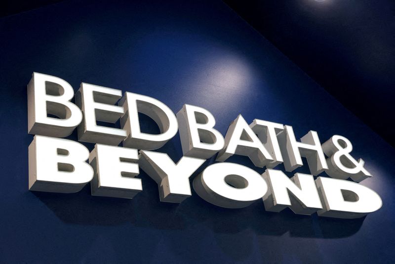 &copy; Reuters. FILE PHOTO: Signage is seen at a Bed Bath & Beyond store in Manhattan, New York City, U.S., June 29, 2022. REUTERS/Andrew Kelly