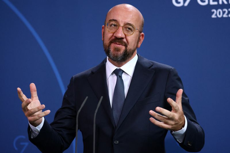 &copy; Reuters. El presidente del Consejo Europeo, Charles Michel, gesticula durante una rueda de prensa en la Cancillería, en Berlín, Alemania. 9 de septiembre de 2022. REUTERS/Christian Mang