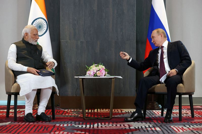 &copy; Reuters. Putin e Modi em Samarcanda
16/9/2022   Sputnik/Alexander Demyanchuk/Pool via REUTERS