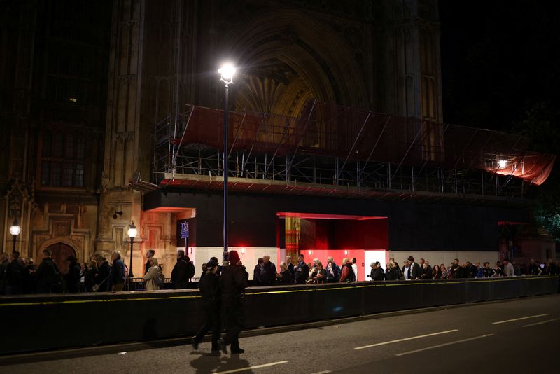 &copy; Reuters. Fila para velório da rainha Elizabeth
 16/9/2022   REUTERS/Henry Nicholls