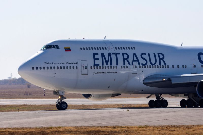 &copy; Reuters. FILE PHOTO: A view of the Boeing 747 aircraft registered with the number YV3531 of Venezuelan Emtrasur Cargo airline, at the Cordoba International airport, Ambrosio Taravella, in Cordoba, Argentina, June 6, 2022. REUTERS/Sebastian Borsero 