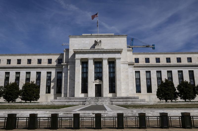 &copy; Reuters. FILE PHOTO: The Federal Reserve Board building on Constitution Avenue is pictured in Washington, U.S., March 27, 2019.  REUTERS/Brendan McDermid/File Photo