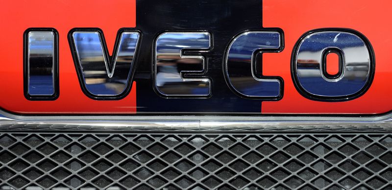 &copy; Reuters. FILE PHOTO: The logo of Italian truck maker Iveco is pictured at the IAA truck show in Hanover, September 26,  2014. REUTERS/Fabian Bimmer