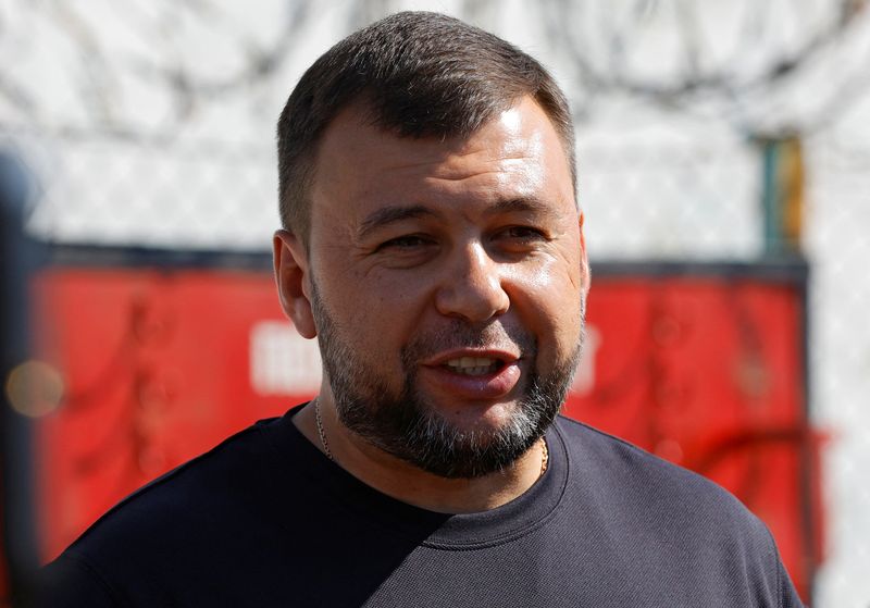 Donbas separatist leader calls for referendum on joining Russia