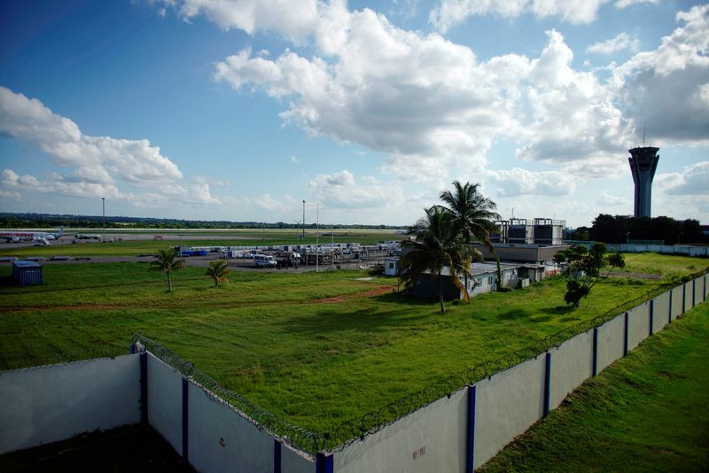 &copy; Reuters. FILE PHOTO: A view of the Jose Marti International Airport in Havana, Cuba, September 25, 2019. REUTERS/Alexandre Meneghini/File Photo