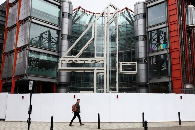 &copy; Reuters. FILE PHOTO: A man walks by Channel 4 Television studios in London, after the government decided to privatise the publicly-owned broadcaster, in London, Britain, April 5, 2022. REUTERS/Tom Nicholson