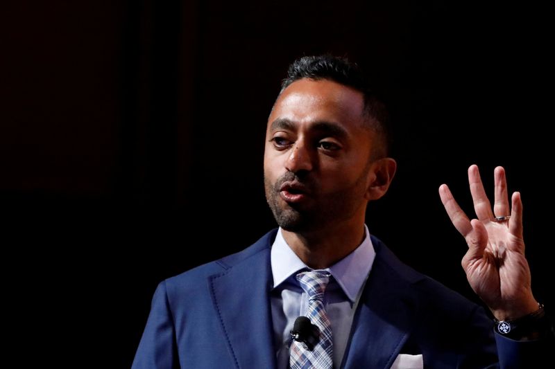 &copy; Reuters. FILE PHOTO: Chamath Palihapitiya, founder and CEO of Social Capital, speaks during the Sohn Investment Conference in New York City, U.S., May 8, 2017. REUTERS/Brendan McDermid