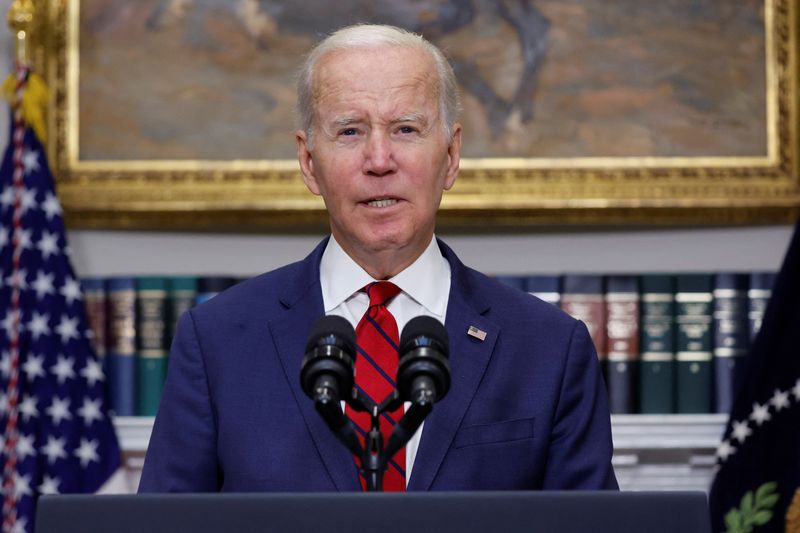 &copy; Reuters. FILE PHOTO - U.S. President Joe Biden delivers remarks on the proposed DISCLOSE Act, which would require super PACs and certain other groups to disclose donors who contributed $10,000 or more during an election cycle, at the White House in Washington, U.S