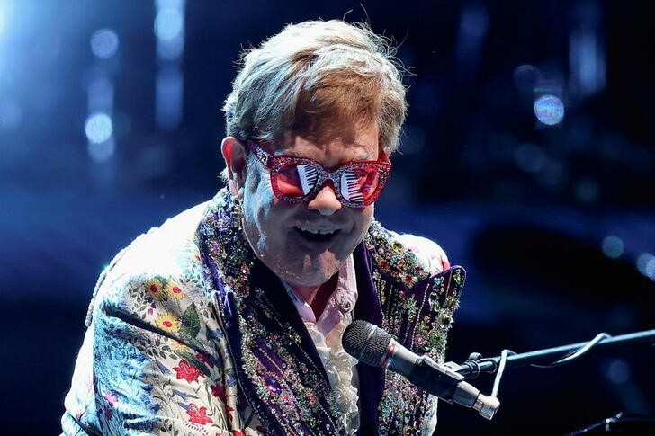 &copy; Reuters. Foto de archivo de Elton John en la gira Farewell Yellow Brick Road Tour en New Orleans, Louisiana
Ene 19, 2022. REUTERS/Jonathan Bachman