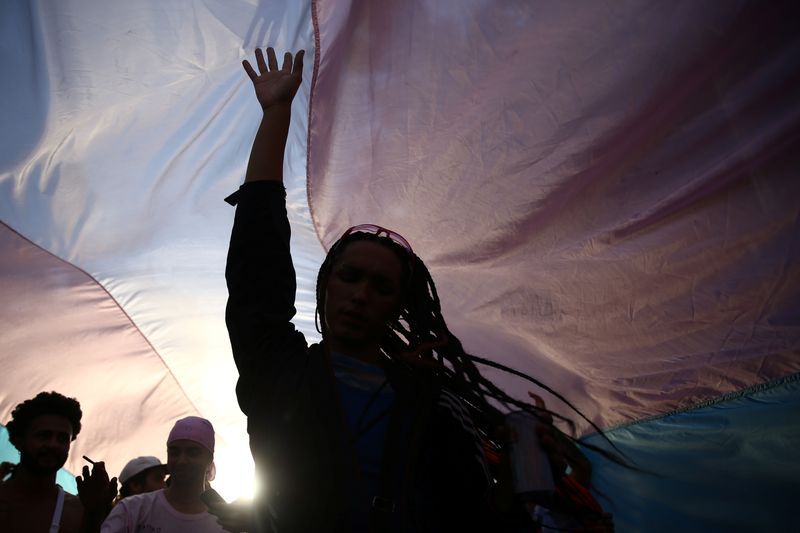 &copy; Reuters. Manifestantes participam de Marcha Trans em São Paulo
17/06/2022 REUTERS/Carla Carniel