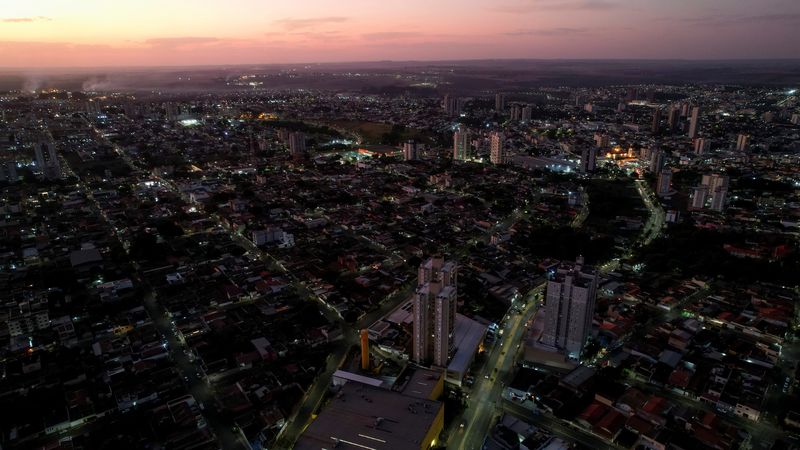 © Reuters. An aerial view of the Uberaba city, in Minas Gerais state, Brazil August 4, 2022. REUTERS/Leonardo Benassato