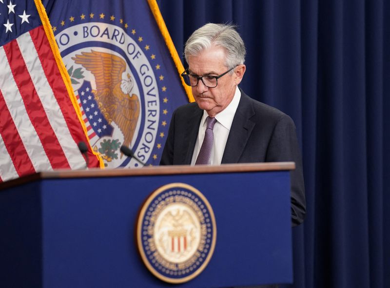 &copy; Reuters. U.S. Federal Reserve Board Chairman Jerome Powell arrives to hold a news conference after Federal Reserve raised its target interest rate by three-quarters of a percentage point in Washington, U.S., September 21, 2022. REUTERS/Kevin Lamarque