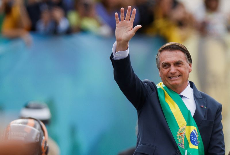 情報ＢＯＸ：緊張高まるブラジル大統領選、電子投票が争点に