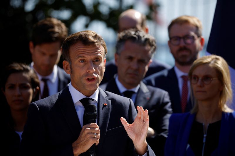 &copy; Reuters. FILE PHOTO: French President Emmanuel Macron delivers a speech at the Sub-Prefecture in Saint-Nazaire after a visit at the Saint-Nazaire offshore wind farm, off the coast of the Guerande peninsula in western France, September 22, 2022. REUTERS/Stephane Ma