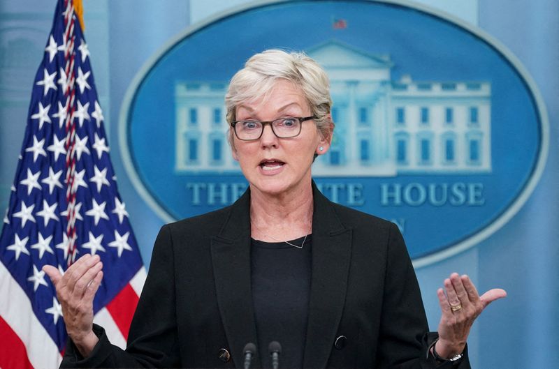 &copy; Reuters. FILE PHOTO: U.S. Energy Secretary Jennifer Granholm speaks to reporters during a press briefing at the White House in Washington, U.S., June 22, 2022. REUTERS/Kevin Lamarque/File Photo