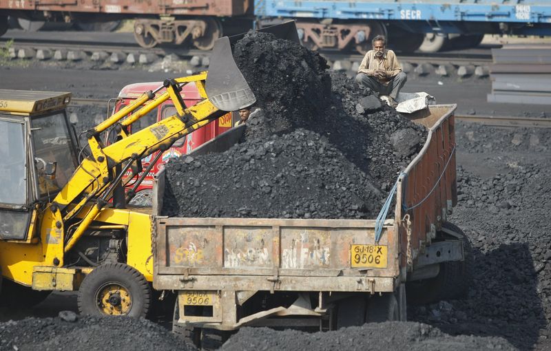 India's Russian thermal coal imports set to fall for first time in 4 months
