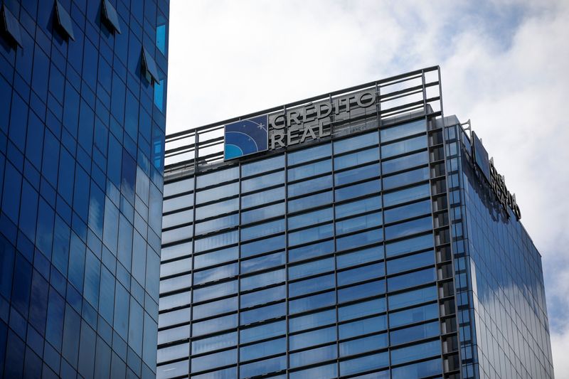 © Reuters. A view shows Credito Real's logo in Mexico City, Mexico September 22, 2022. REUTERS/Raquel Cunha