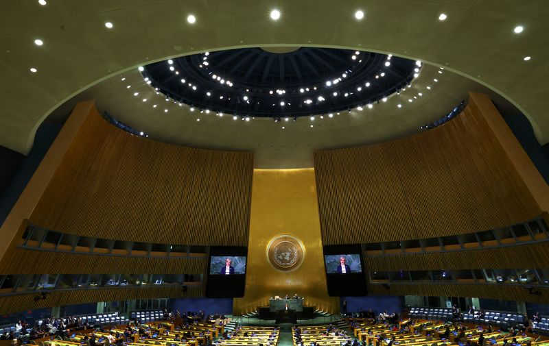 &copy; Reuters. La primera ministra británica, Liz Truss, se dirige a la sesión 77 de la Asamblea General de las Naciones Unidas en la sede de la ONU en Nueva York, Estados Unidos. 21 de septiembre, 2022. REUTERS/Mike Segar