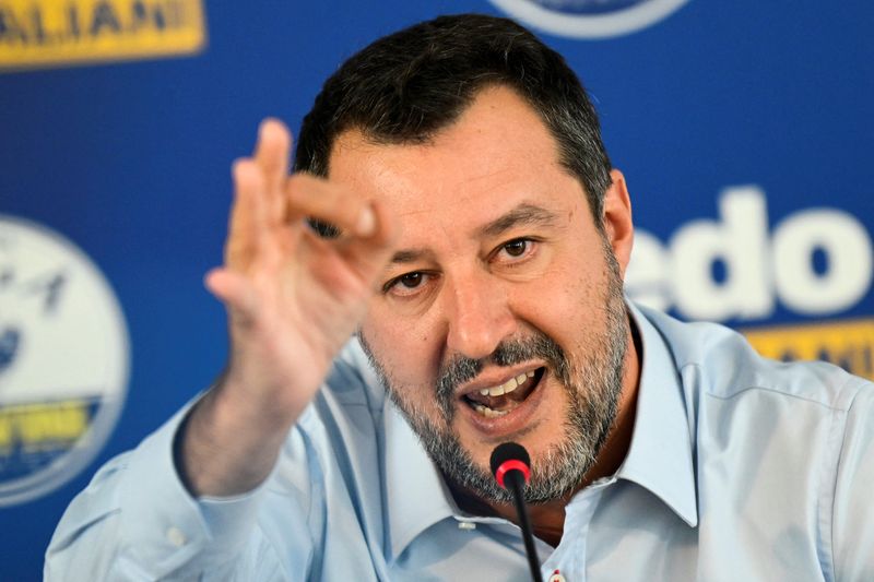 &copy; Reuters. Il leader della Lega Matteo Salvini durante una conferenza stampa a Milano. 26 settembre 2022. REUTERS/Flavio Lo Scalzo