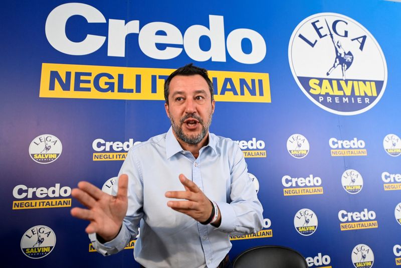 &copy; Reuters. Il leader della Lega Matteo Salvini durante una conferenza stampa a Milano. 26 settembre 2022. REUTERS/Flavio Lo Scalzo