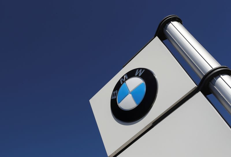 BMW expects slight growth in 2023, cuts Germany gas intake by 15%