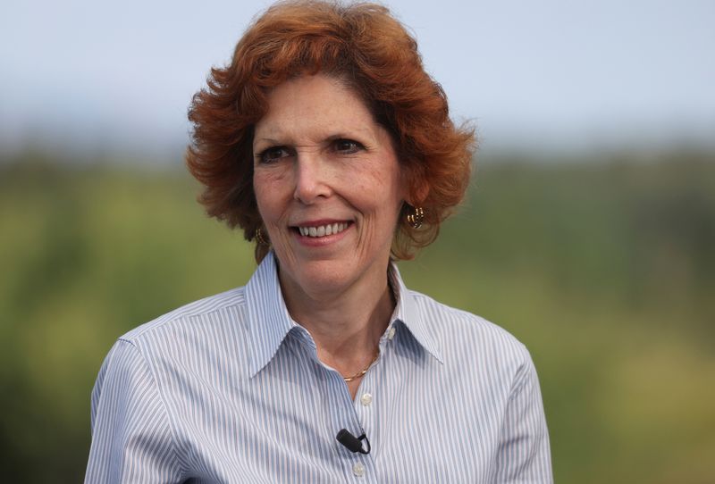 &copy; Reuters. FILE PHOTO: Loretta J. Mester, president and CEO of the Federal Reserve Bank of Cleveland, looks on at Teton National Park where financial leaders from around the world gathered for the Jackson Hole Economic Symposium outside Jackson, Wyoming, U.S., Augus