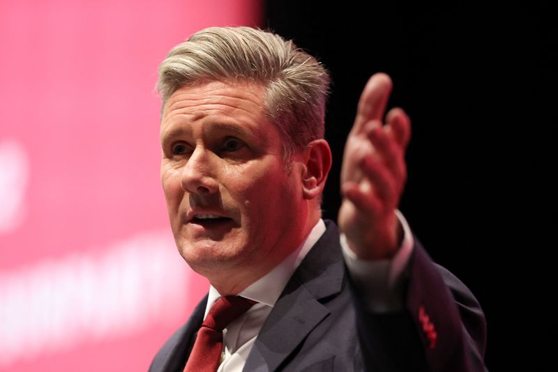 &copy; Reuters. FILE PHOTO: British Labour Party leader Keir Starmer speaks at the Britain's Labour Party annual conference in Liverpool, Britain, September 27, 2022. REUTERS/Phil Noble/File Photo