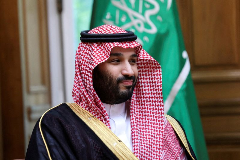 &copy; Reuters. ولي العهد السعودي الأمير محمد بن سلمان خلال زيارة له إلى أثينا يوم 26 من يوليو تموز 2022. تصوير: لويزا فرادي - رويترز 