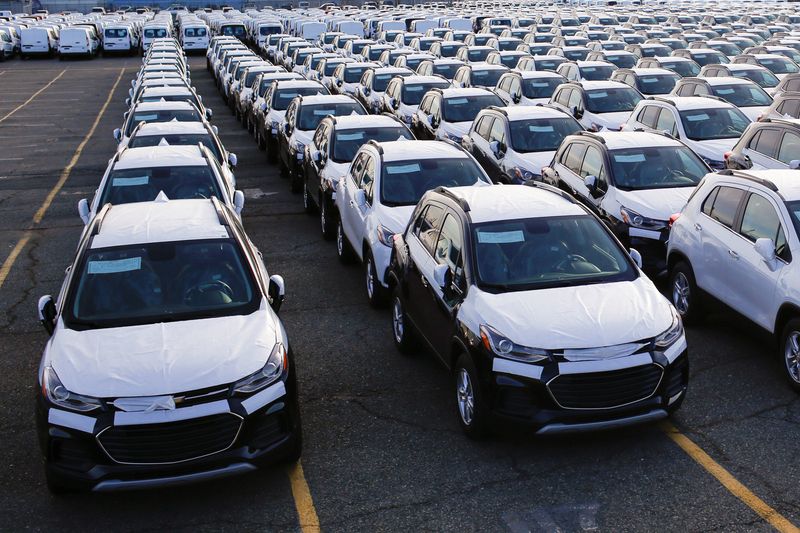 &copy; Reuters. Imported automobiles are parked in a lot at the port of Newark New Jersey, U.S., February 19, 2019. REUTERS/Eduardo Munoz