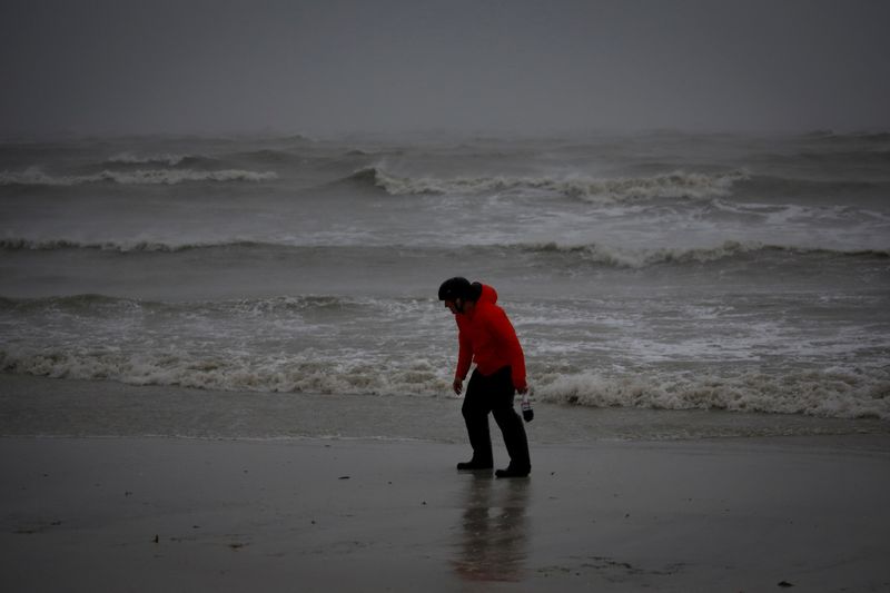 &copy; Reuters. Praia de Fort Myers, na Flórida
 28/9/2022   REUTERS/Marco Bello