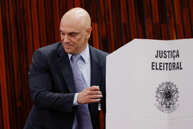 &copy; Reuters. Presidente do TSE. Alexandre de Moraes, durante cerimônia de assinatura digital dos sistemas eleitorais em Brasília
02/09/2022 REUTERS/Adriano Machado