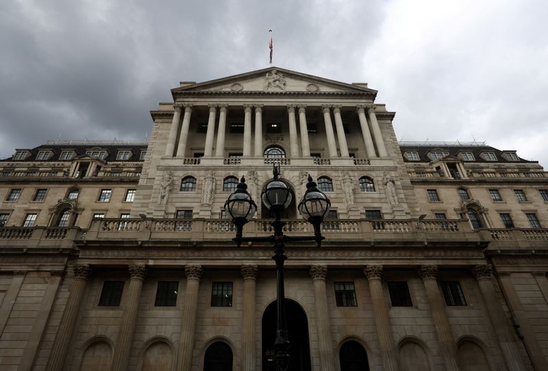 &copy; Reuters. FILE PHOTO: A view of the Bank of England in London, Britain, September 28, 2022. REUTERS/Hannah McKay/File Photo