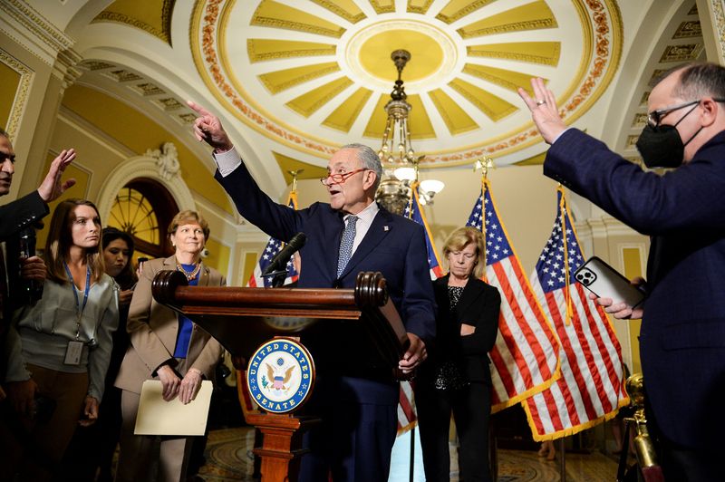 © Reuters. FILE PHOTO: Senate Majority Leader Chuck Schumer (D-NY) attends a press conference at the U.S. Capitol in Washington, U.S., September 28, 2022. REUTERS/Mary F. Calvert