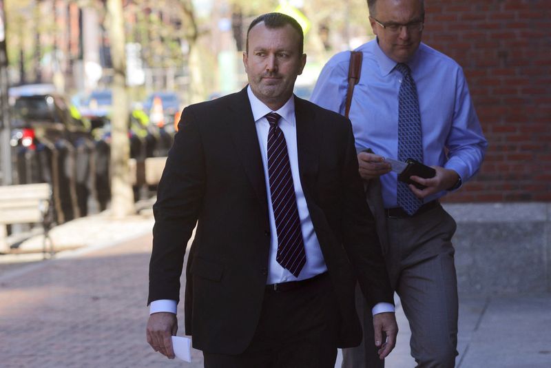 © Reuters. Former eBay Inc security executive Jim Baugh arrives at the federal courthouse to be sentenced after pleading guilty for orchestrating a crusade to harass a Massachusetts couple with threats and disturbing home deliveries after their online newsletter angered the company's then-CEO, in Boston, Massachusetts, U.S., September 29, 2022.     REUTERS/Brian Snyder